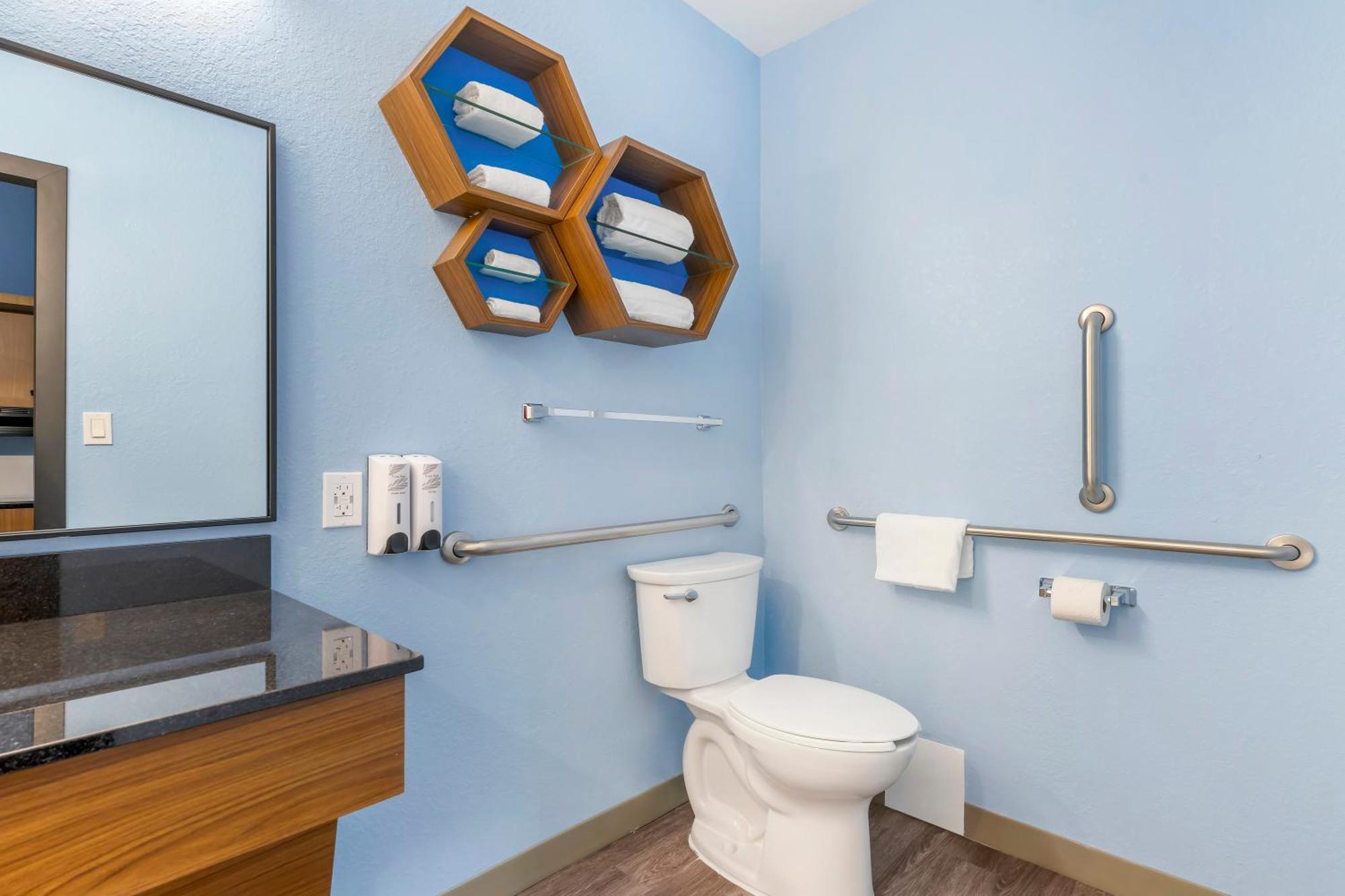 Hometowne Studios By Red Roof Tampa - Airport West Chase Extérieur photo